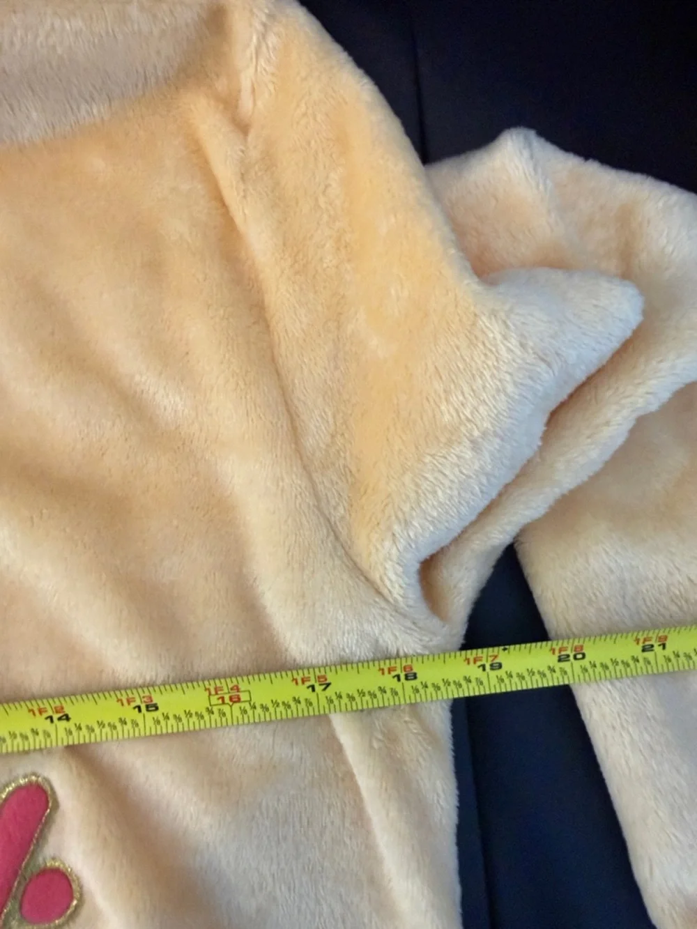 Disney Yellow Winnie the Pooh "Hunny" Plush Pajama Top size small - Picture 10 of 11